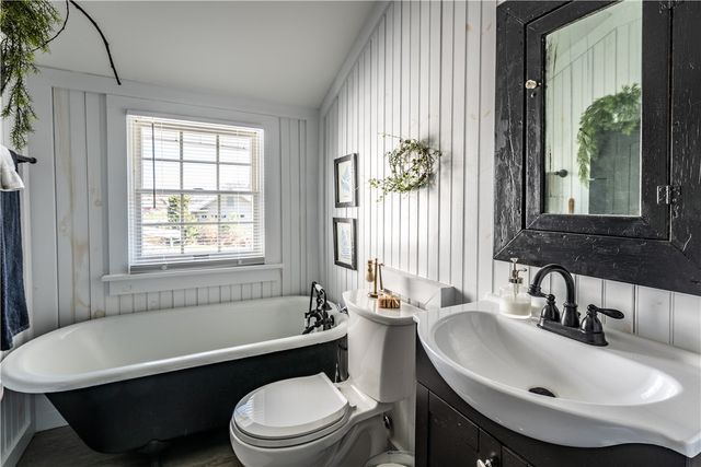 397 Evans City Road, Twp Of But Nw, PA 16001