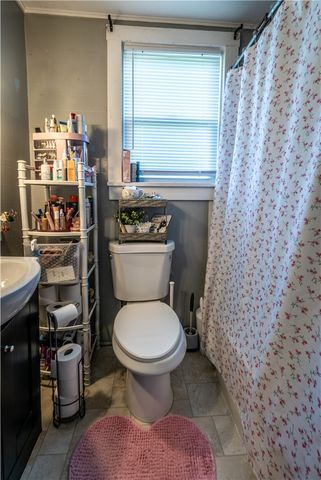 397 Evans City Road, Twp Of But Nw, PA 16001