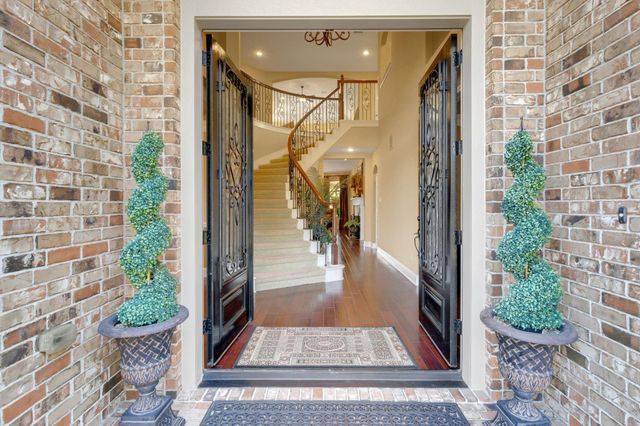 21303 Fairhaven Creek Drive, Cypress, TX 77433