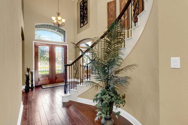 21303 Fairhaven Creek Drive, Cypress, TX 77433