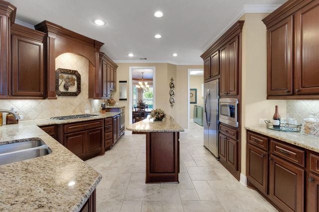 21303 Fairhaven Creek Drive, Cypress, TX 77433