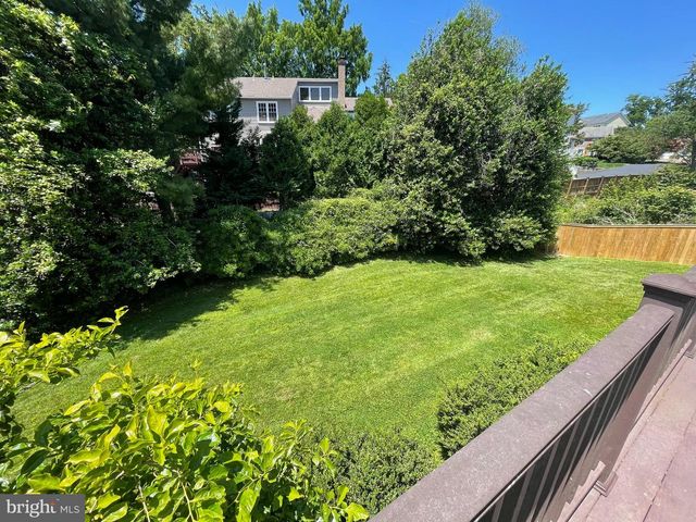 9408 DELANCEY DR, Vienna, VA 22182