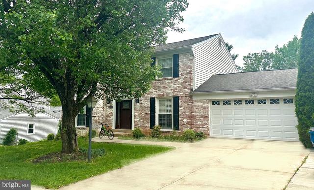 9408 DELANCEY DR, Vienna, VA 22182