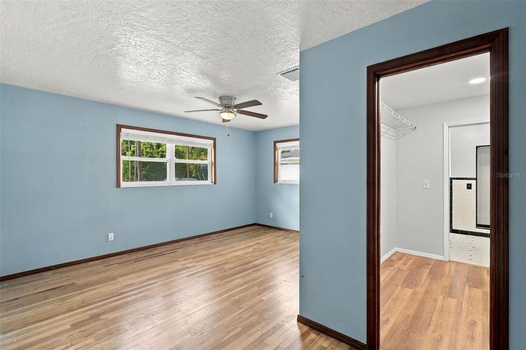 Image 30 of property listing at 4479 FAIRVIEW AVENUE, Orlando, FL 32804