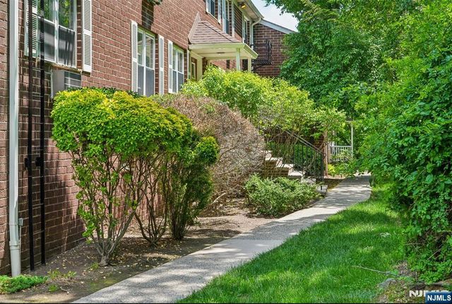 100 Pierson Miller Drive F21, Pompton Lakes, NJ 07442