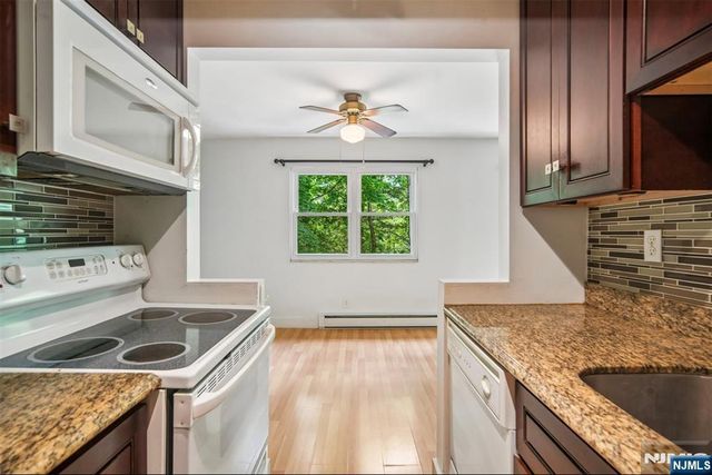 100 Pierson Miller Drive F21, Pompton Lakes, NJ 07442