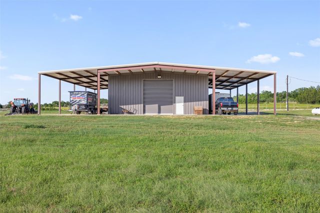 1981 County Road 202, Caldwell, TX 77836