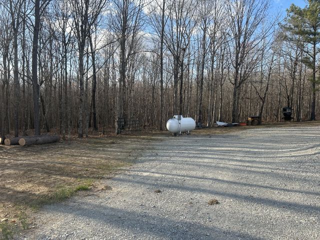 5132 Sulphur Creek Rd, Big Sandy, TN 38221