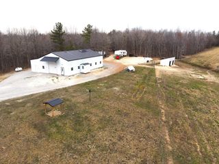 5132 Sulphur Creek Rd, Big Sandy, TN 38221