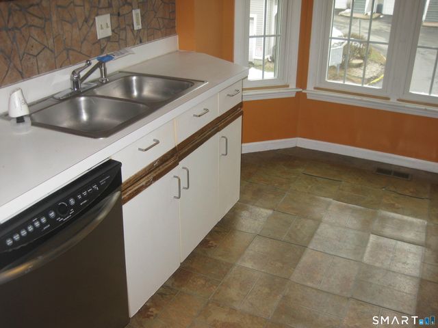 924 Quinnipiac Avenue APT 7, New Haven, CT 06513