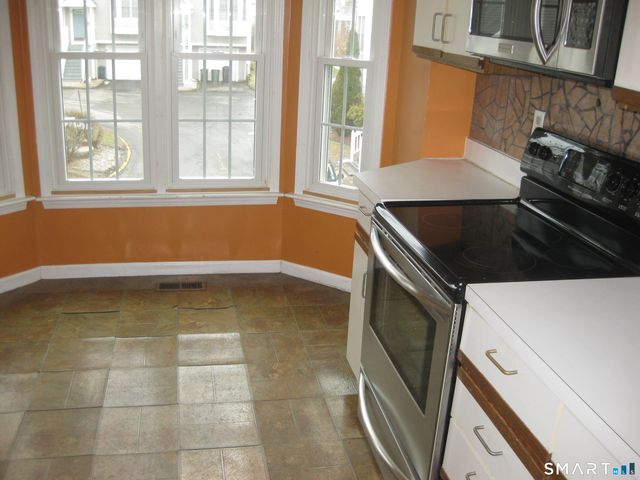 924 Quinnipiac Avenue APT 7, New Haven, CT 06513