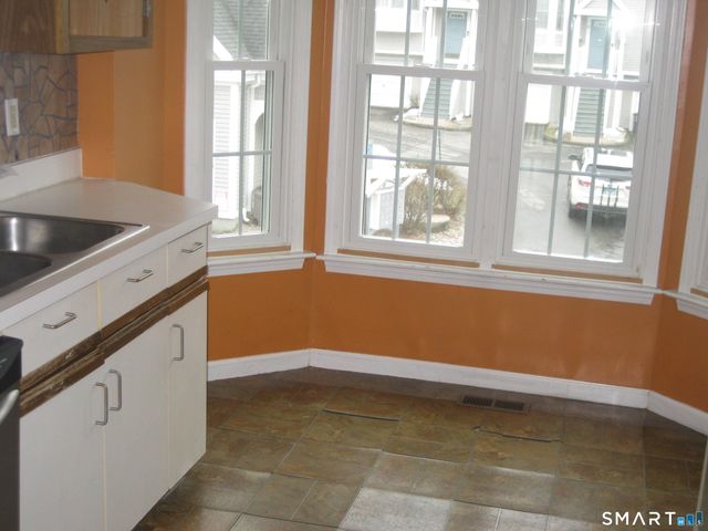 924 Quinnipiac Avenue APT 7, New Haven, CT 06513