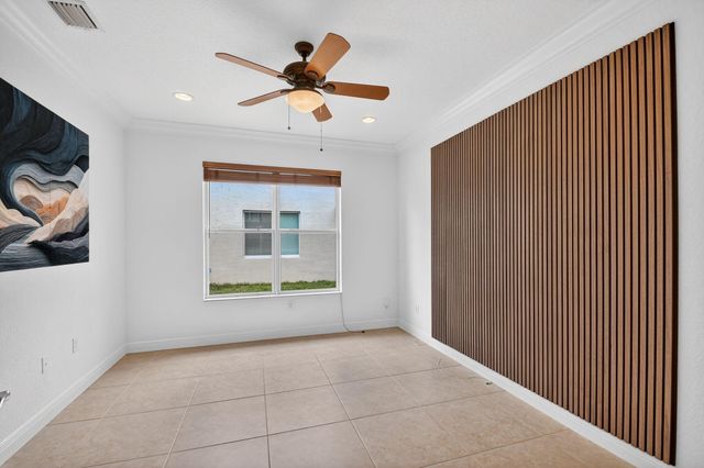 9775 Savona Winds Drive, Delray Beach, FL 33446