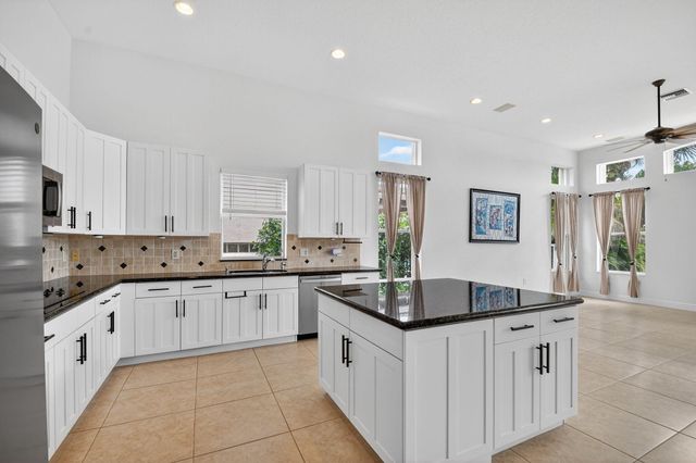 9775 Savona Winds Drive, Delray Beach, FL 33446