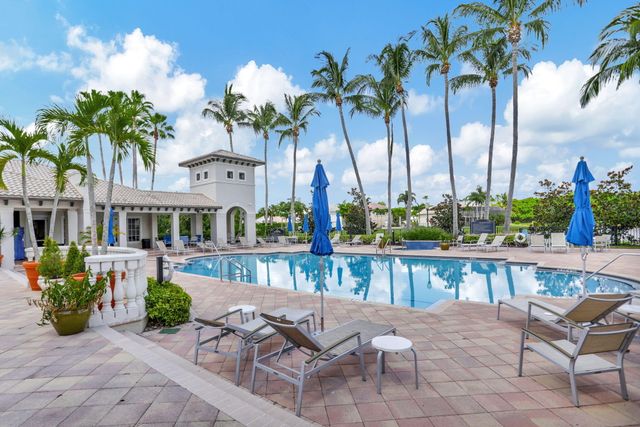 9775 Savona Winds Drive, Delray Beach, FL 33446