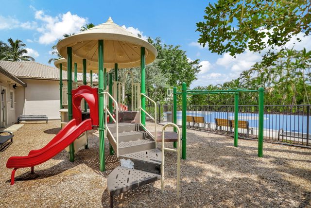 9775 Savona Winds Drive, Delray Beach, FL 33446