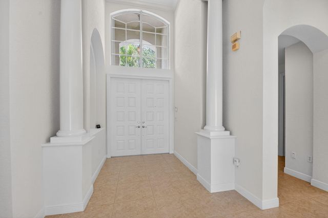 9775 Savona Winds Drive, Delray Beach, FL 33446