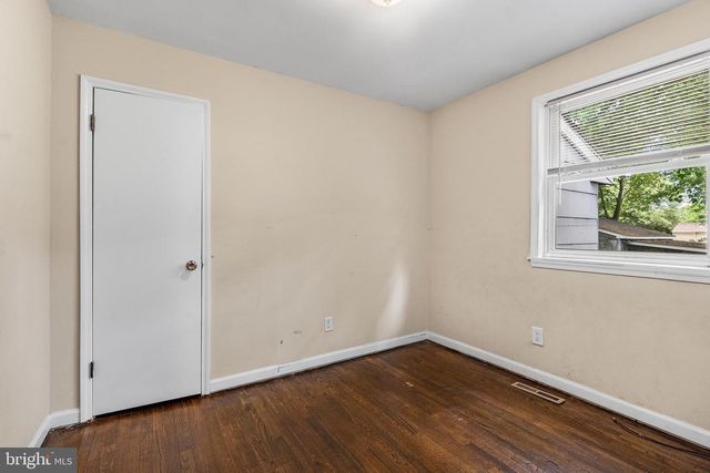 305 OHIO AVE, Egg Harbor Township, NJ 08234