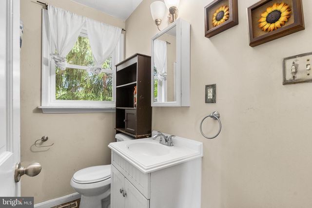 305 OHIO AVE, Egg Harbor Township, NJ 08234