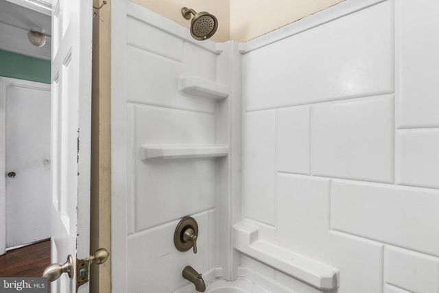 305 OHIO AVE, Egg Harbor Township, NJ 08234