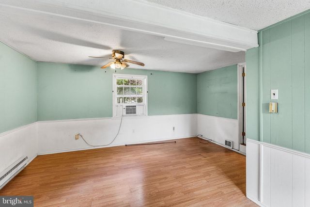 305 OHIO AVE, Egg Harbor Township, NJ 08234