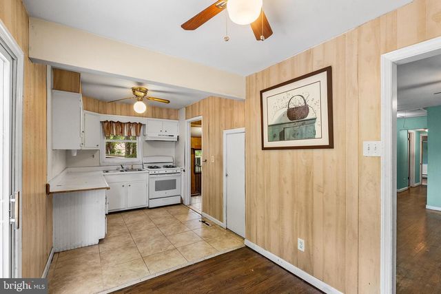 305 OHIO AVE, Egg Harbor Township, NJ 08234