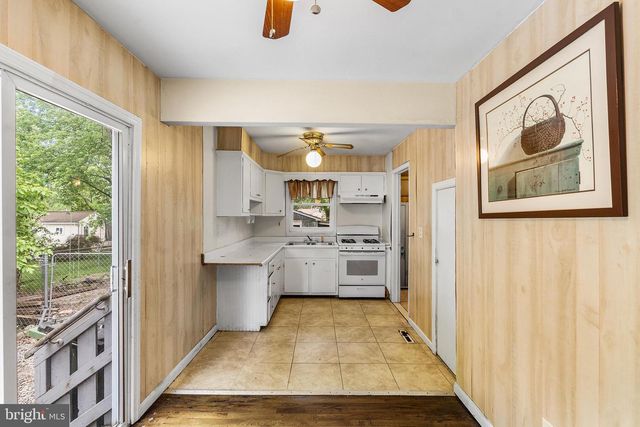 305 OHIO AVE, Egg Harbor Township, NJ 08234