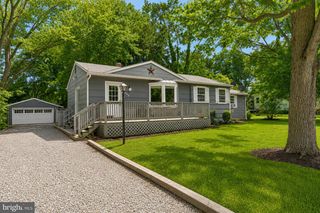 305 OHIO AVE, Egg Harbor Township, NJ 08234