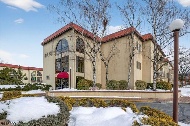 2 Ann St S308 S308, Clifton City, NJ 07013