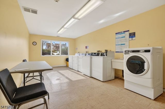 2 Ann St S308 S308, Clifton City, NJ 07013