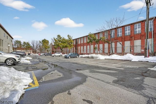 2 Ann St S308 S308, Clifton City, NJ 07013