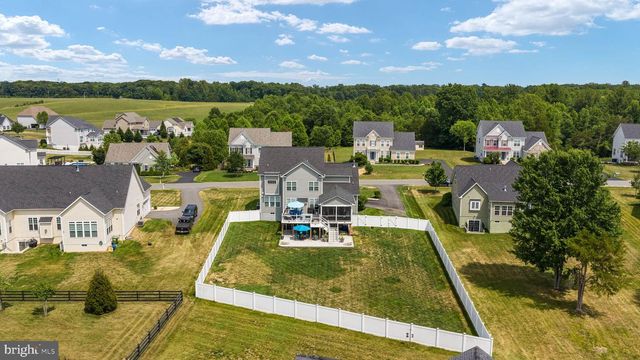 8626 WHITE FOX CIR, Spotsylvania, VA 22553