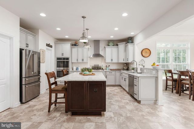 8626 WHITE FOX CIR, Spotsylvania, VA 22553