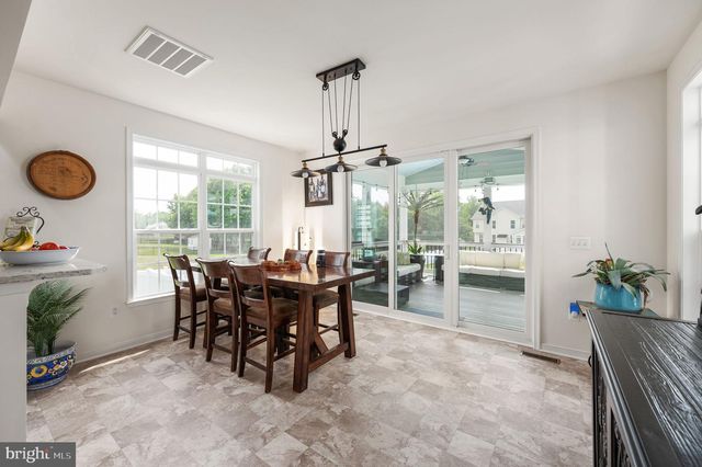 8626 WHITE FOX CIR, Spotsylvania, VA 22553