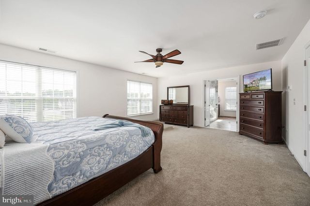 8626 WHITE FOX CIR, Spotsylvania, VA 22553