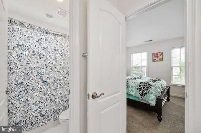 8626 WHITE FOX CIR, Spotsylvania, VA 22553