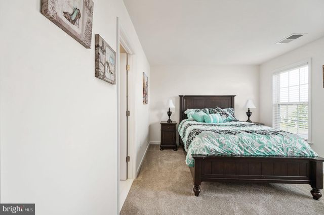 8626 WHITE FOX CIR, Spotsylvania, VA 22553