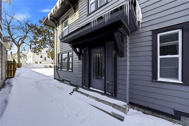 322 Voorhees Avenue, Buffalo, NY 14216