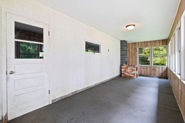 1502 S VAN DYKE ROAD, Appleton, WI 54914