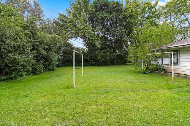 1502 S VAN DYKE ROAD, Appleton, WI 54914