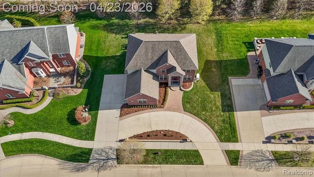 4366 S Lake Lane, Shelby Twp, MI 48316