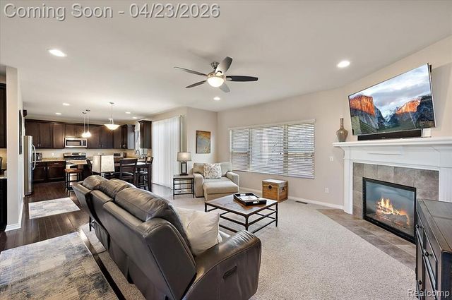 4366 S Lake Lane, Shelby Twp, MI 48316