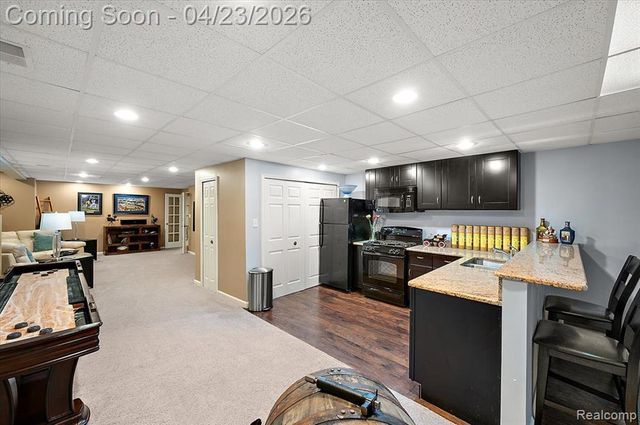 4366 S Lake Lane, Shelby Twp, MI 48316