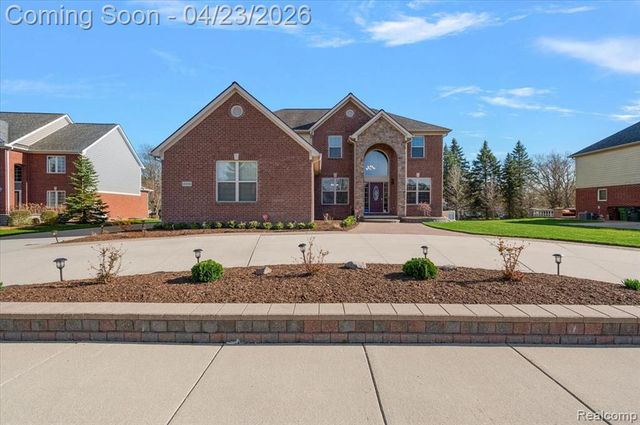 4366 S Lake Lane, Shelby Twp, MI 48316