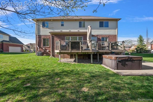 4366 S Lake Lane, Shelby Twp, MI 48316
