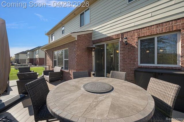 4366 S Lake Lane, Shelby Twp, MI 48316