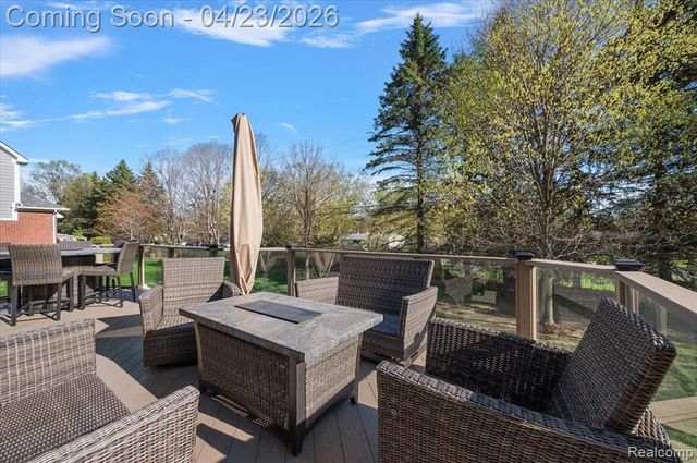 4366 S Lake Lane, Shelby Twp, MI 48316