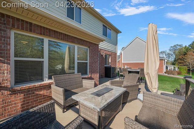 4366 S Lake Lane, Shelby Twp, MI 48316