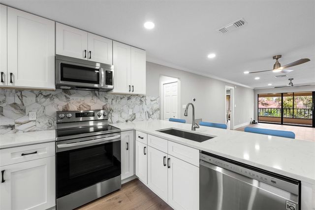 4720 BRITTANY DRIVE S 139, St Petersburg, FL 33715