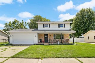 2510 Andre Avenue, Janesville, WI 53545
